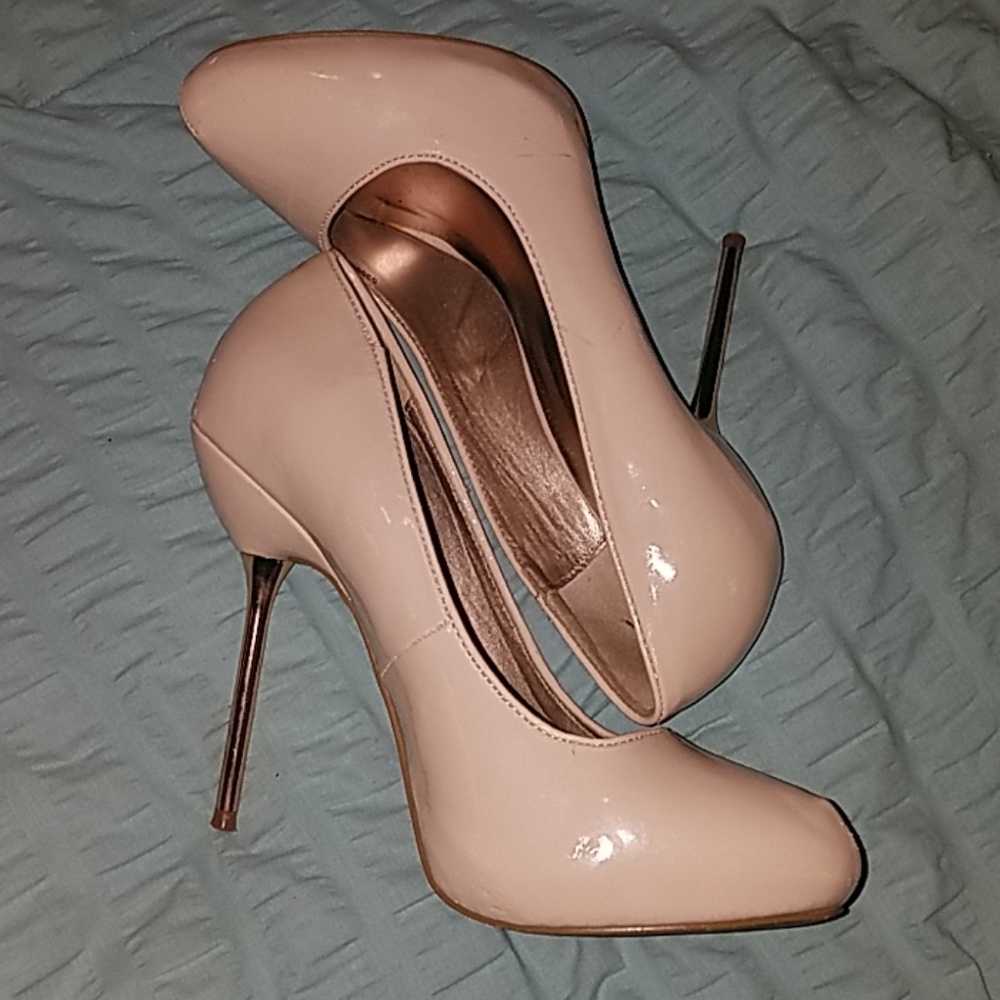 Nude shoes with Gold heels